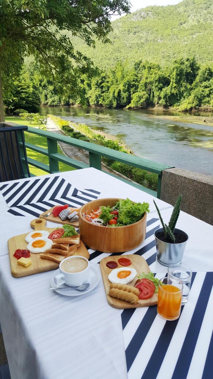 Aekpailin River Kwai Resort Kanchanaburi Exterior foto